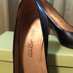 ST. JOHN CLASSIC LEATHER PUMPS * TIMELESS STYLE!